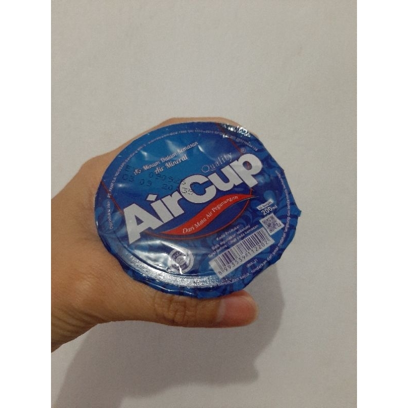 

aqua gelas/mineral cup/ air cup 200ml satuan