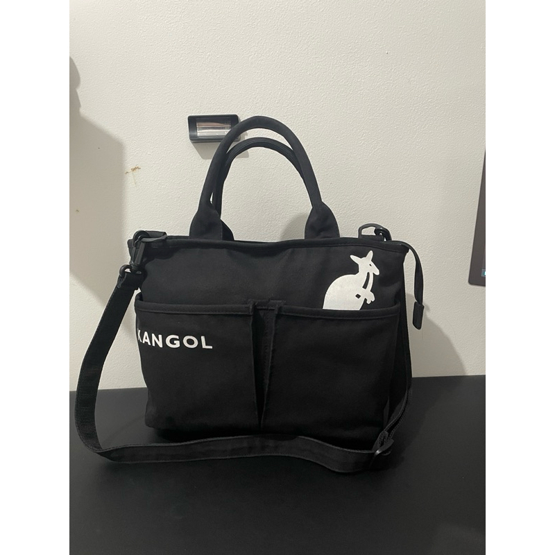 Unisex Tas Selempang Kangol 2way Sling Hitam