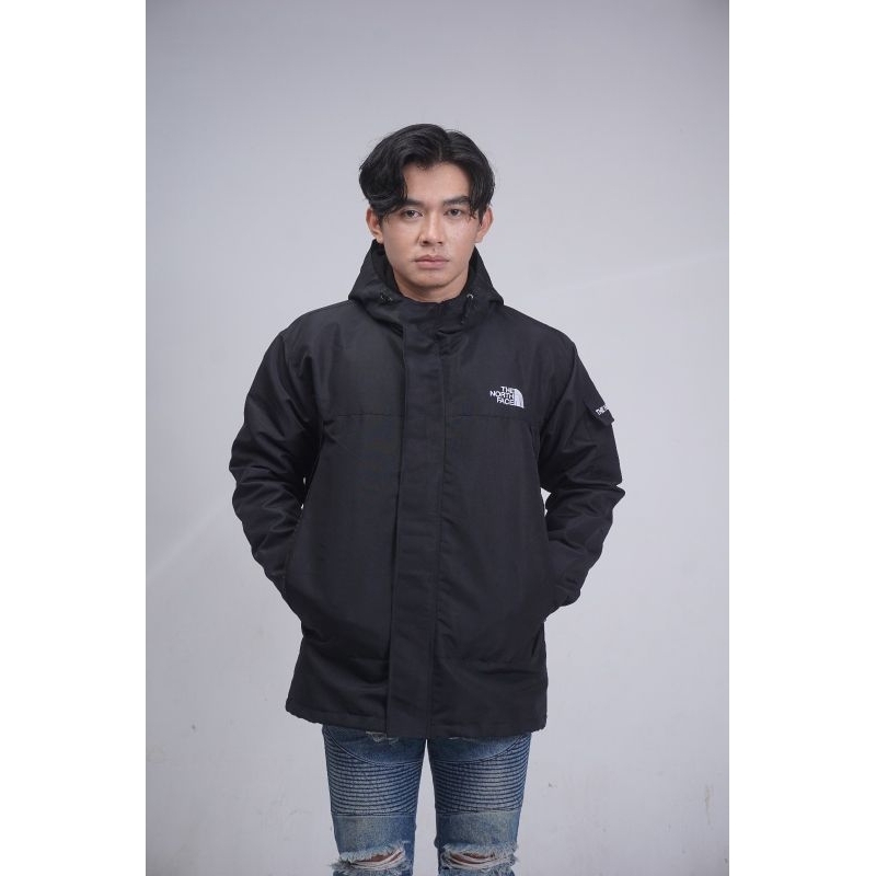 jaket TNF outdor / running  bahan taslan anti air