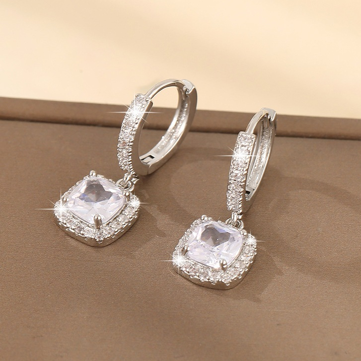 Anting Wanita Perak Berlian Titanium Anti Karat Anting Emas Putih Korea Style Klasik Fashion Couple