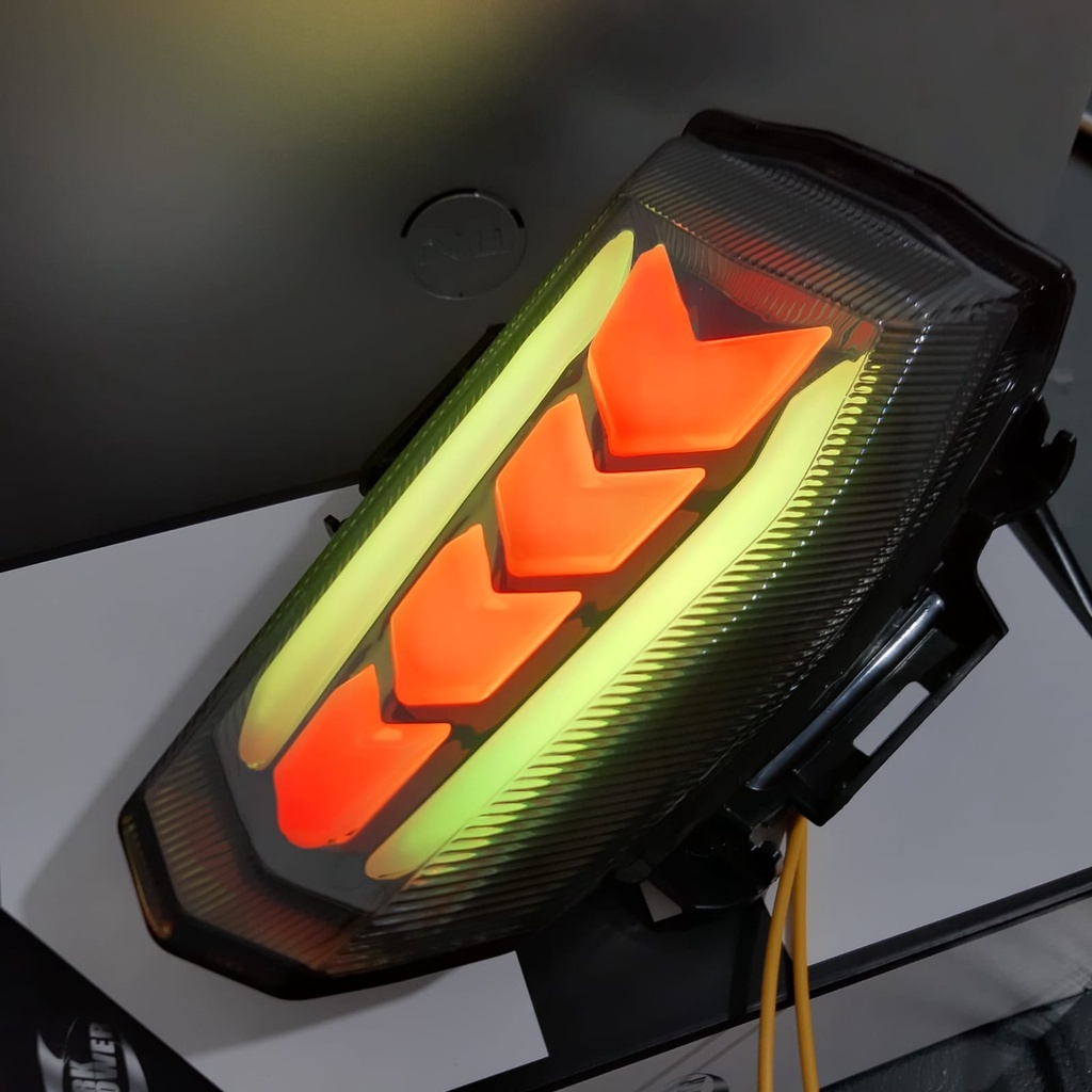 STOPLAMP LAMPU BELAKANG YAMAHA R15 V3 VVA LAMPU STOP R15 V3 LAMPU BELAKANG YAMAHA R15 V3