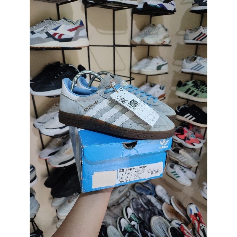 Adidas Spezial ice blue