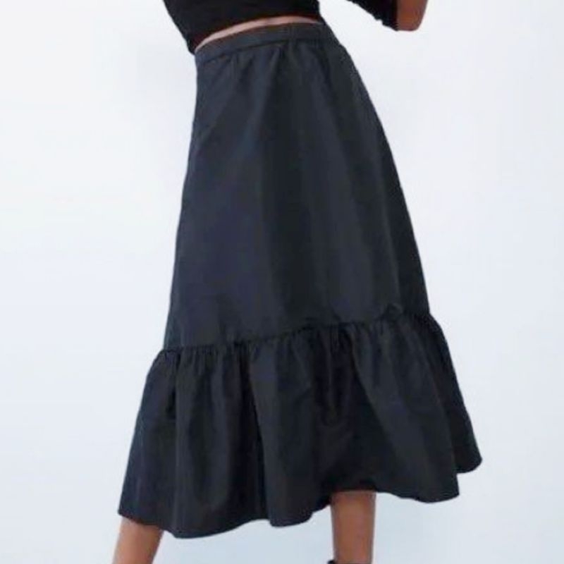 GU Uniqlo Black Tiered Skirt Rok Hitam Ruffle