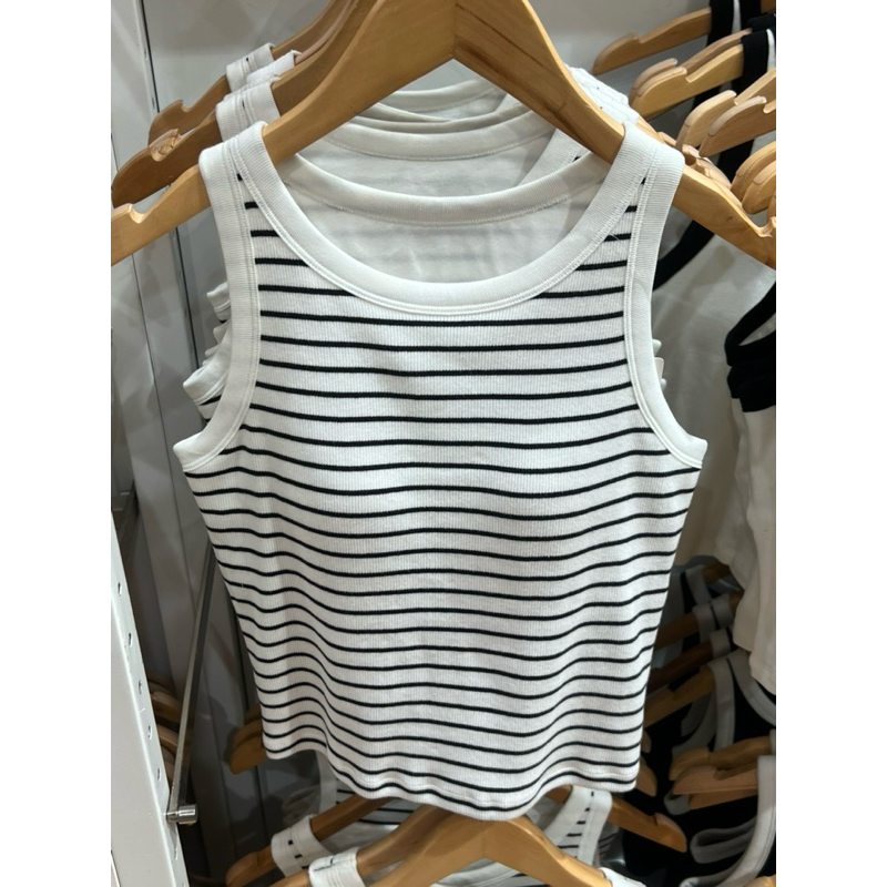 [READY STOCK] UNIQLO - HALTER NECK TANKTOP WITH BRA | baju atasan wanita terbaru | atasan wanita kek