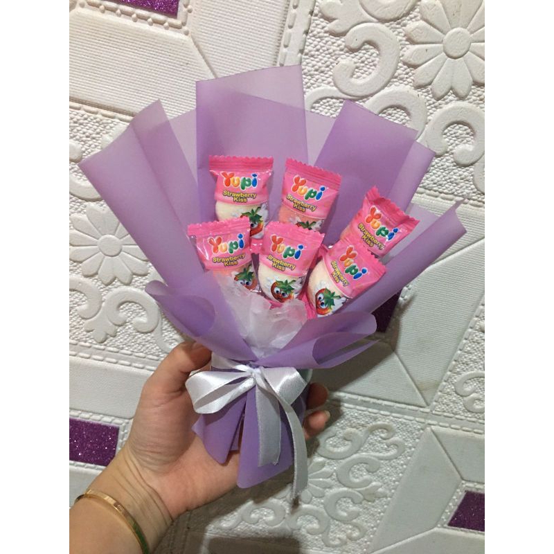 

buket yupi murah,buket permen,buket mini,mini gift,buket kecil,mini bouquet