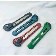 

1 Lusin Pisau Cutter Besar Yamata Cutter Knife Murah