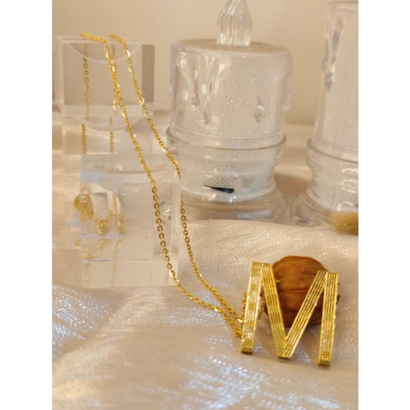 kalung emas 8k model variasi rantai nori huruf M
