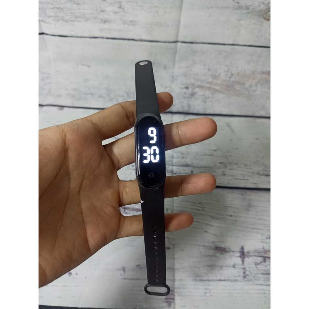 Jam Tangan Digital LED Sillicone Sport Watch Warna Hitam