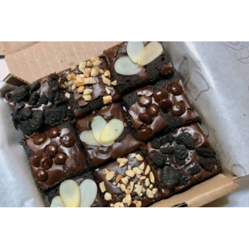 

fudgy brownis homemade by.browniesyooo.id