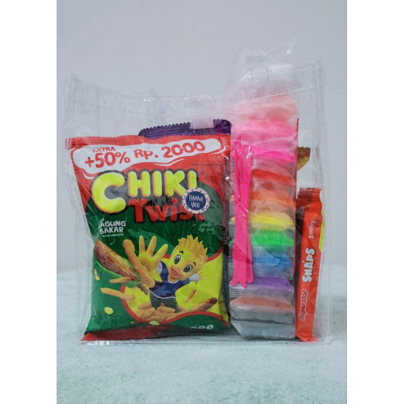 

Paket Bingkisan Snack Ulang Tahun Anak Tas Mika Transparan Free Sticker