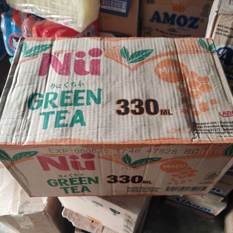 

Minuman botol NII green tea 330 ml per dus isi 24 btl