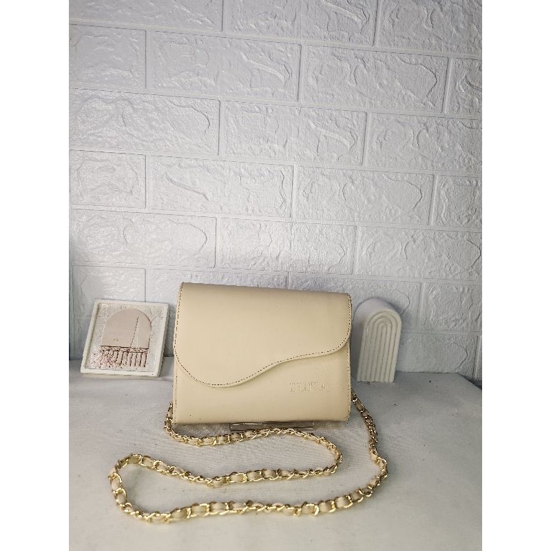 Kamiya Stuff Tas Selempang Wanita Iuka Luzie Bag