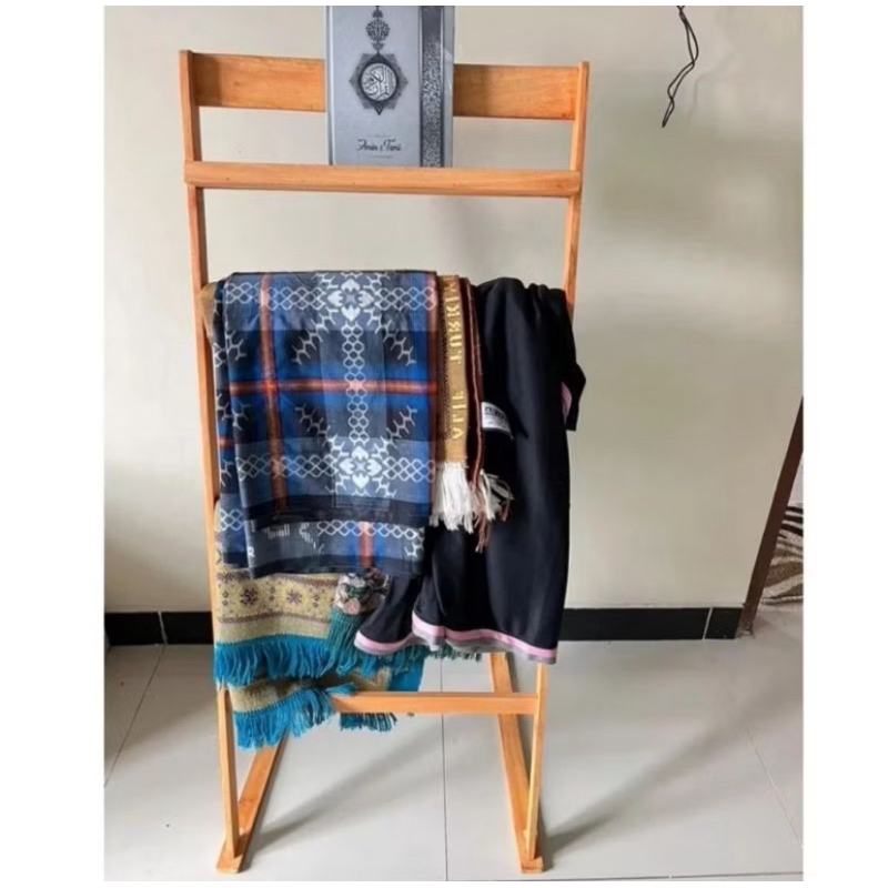 Rak mukena rak sajadah rak handuk rak sampiran rak serbaguna