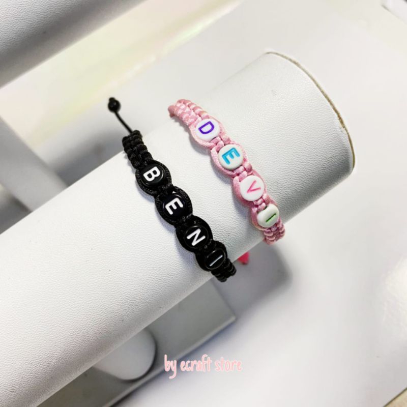 GELANG RAJUT NAMA TALI SATIN / GELANG COUPLE TALI RAJUT ANYAM / GELANG COUPLE HITAM PUTIH SEPASANG R