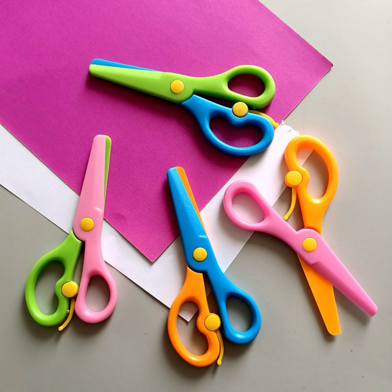 

Gunting Kertas Anak Safety Ujung Tumpul Plastic Scissors