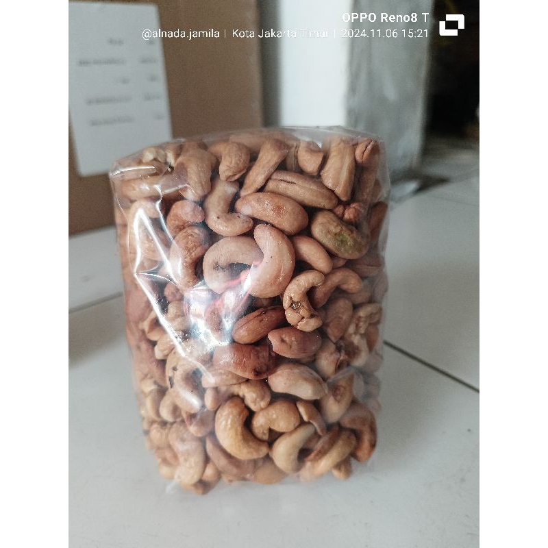 

kacang Mede utuh 1 kg matang