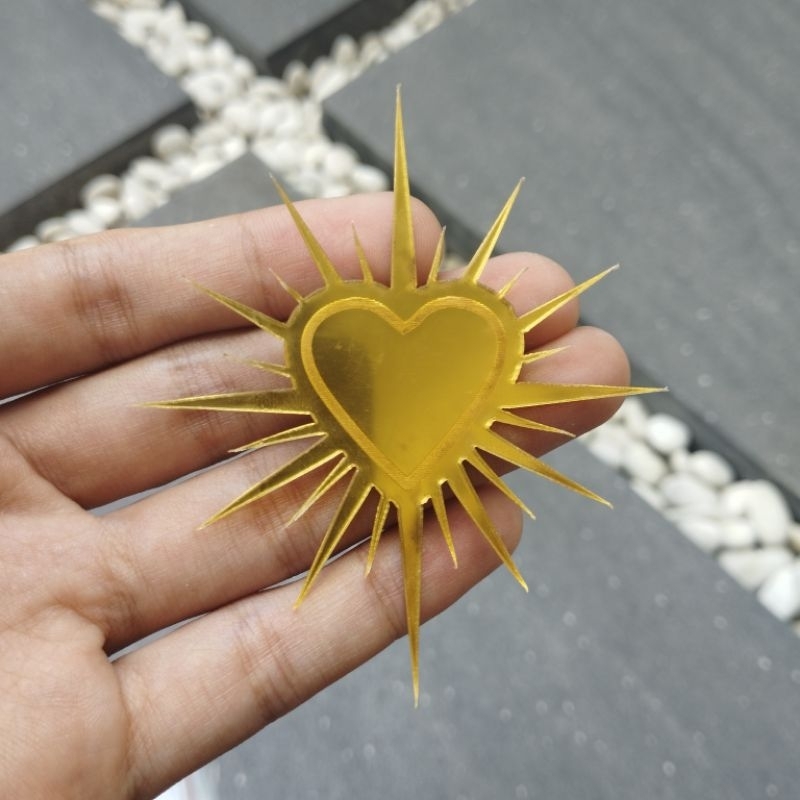 Dekorasi Mahar Logo Lambang Setia Hati (PSHT) dari bahan Akrilik Gold.
