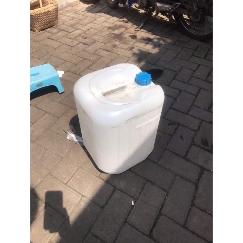 jerigen 35 Liter bekas