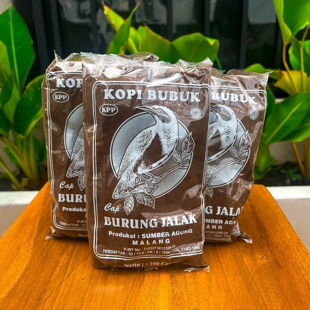 

Kopi Bubuk Cap Burung Jalak 200 Gram / Kopi Jagung Bubuk Hitam Merek Burung Jalak Putih Malang Jawa Timur