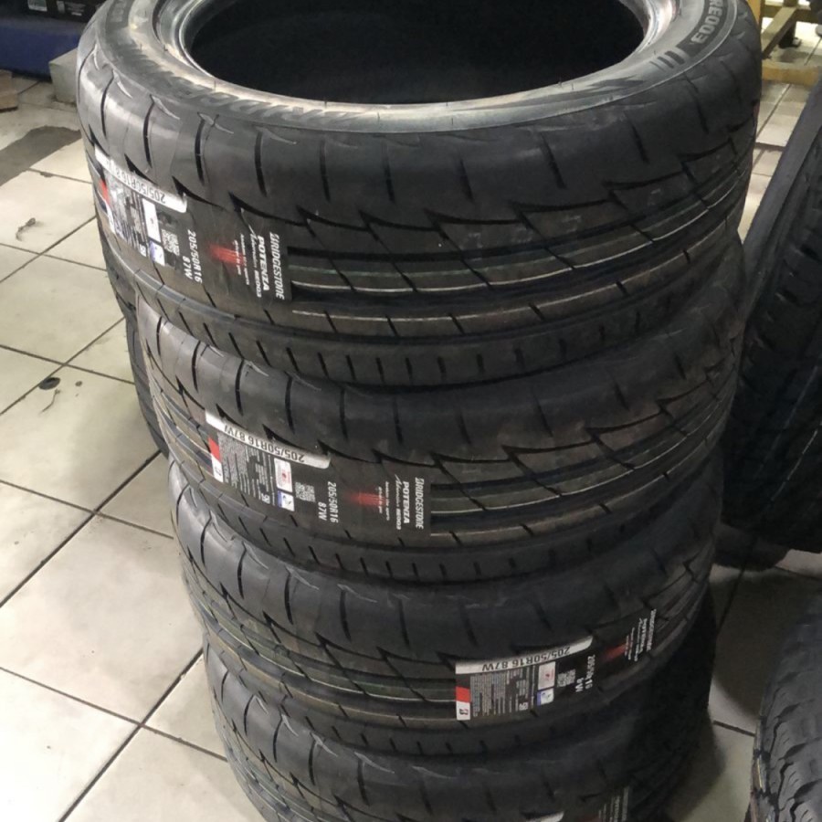 Ban Mobil 205/50 R16 Bridgestone RE003 POTENZA Adrenaline 205 50 16
