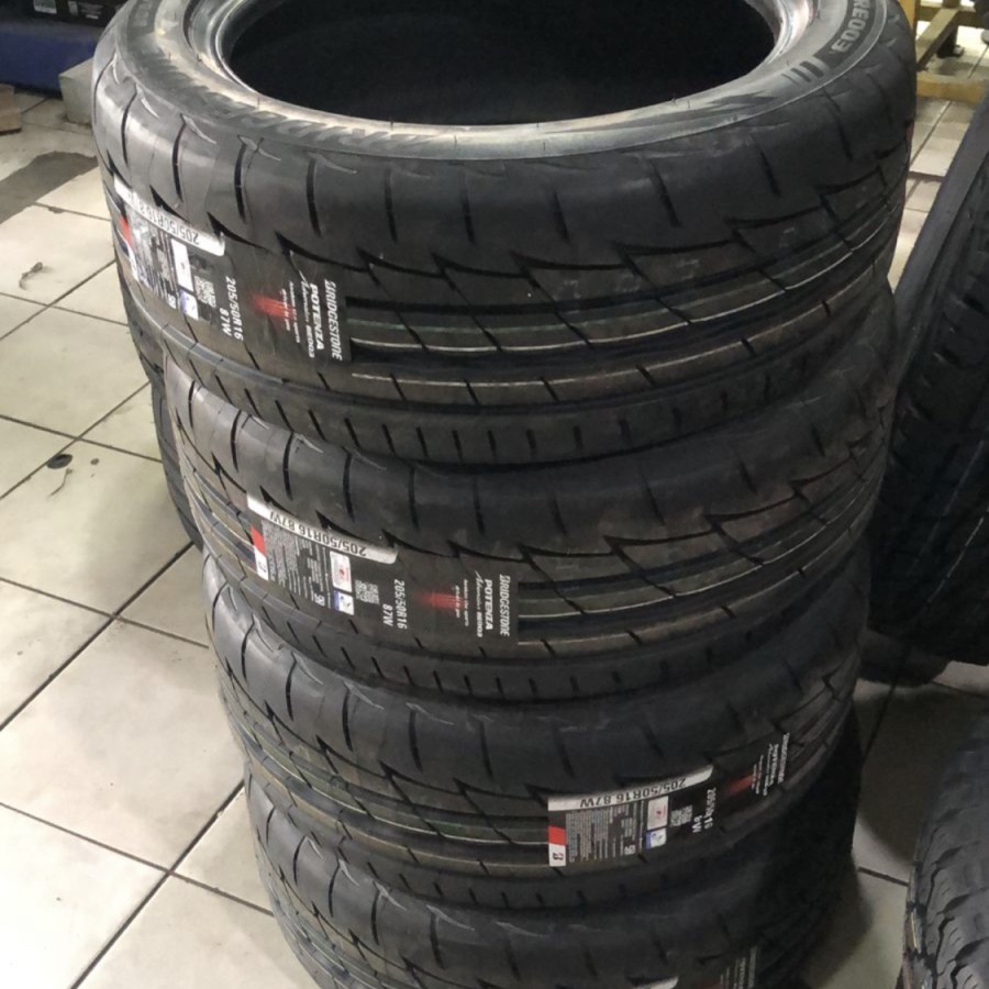 Ban Mobil 205/50 R16 Bridgestone RE003 POTENZA 205 50 16