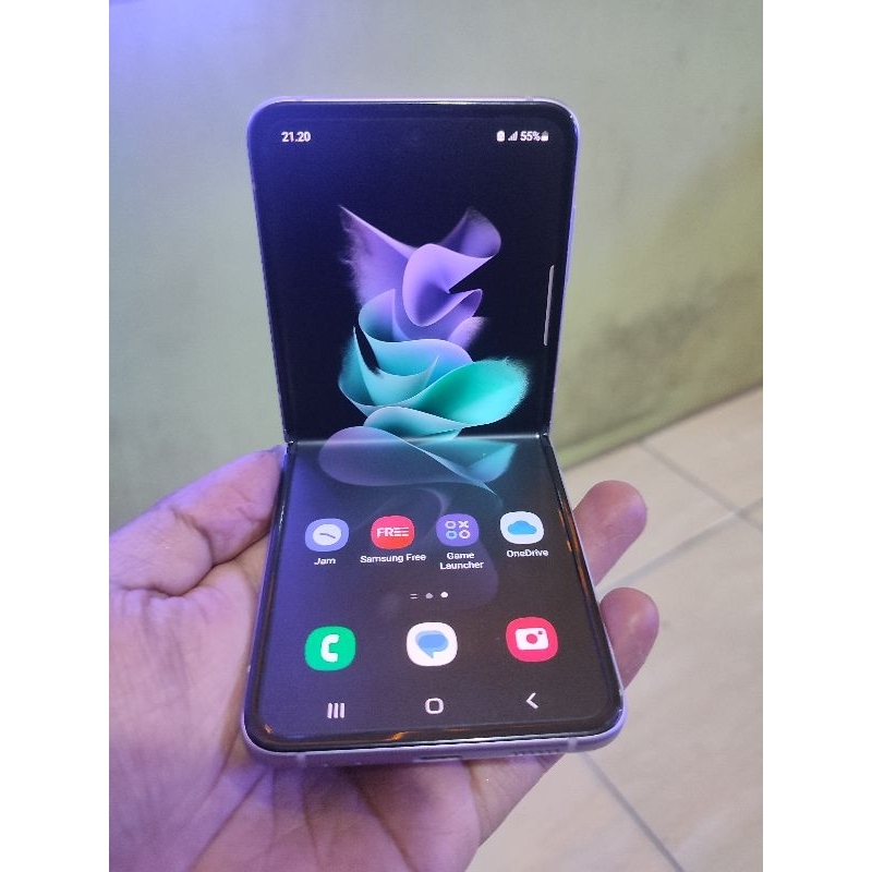 Samsung Z flip 3 Ram 8/256gb Second Mulus
