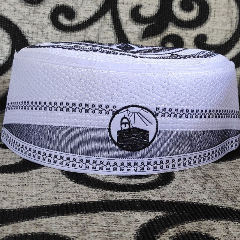 Peci kopiah songkok putih logo Ka'bah kualitas bagus harga murah