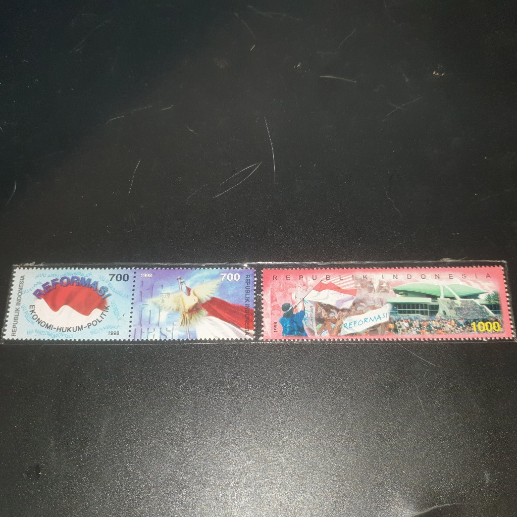 

Perangko Reformasi Tahun 1998 Set