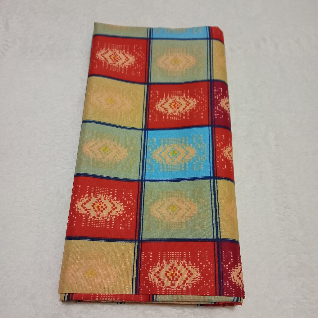 Sarung Bugis Adat Makasar / Sarung Baju Bodo / Sarung Kotak Khas Makasar