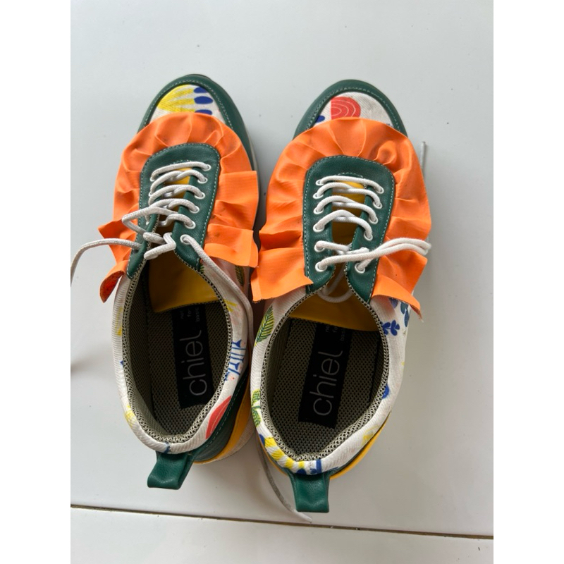 [preloved] sepatu CHIEL Luna Ruffle Sneakers