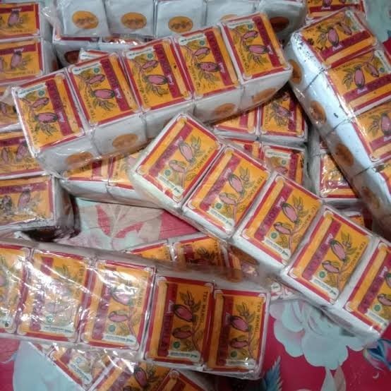 

TEH CAP BUAH SOKLAT 1SLOP