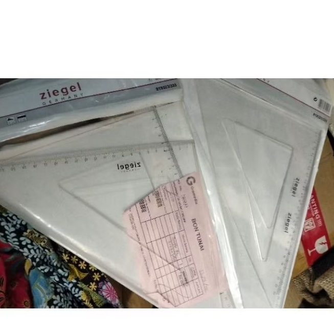 

[Preloved] Penggaris siku Ziegel