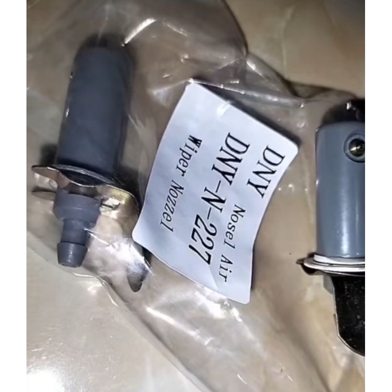 1biji NOZEL WIPER/semprotan air wiper L300