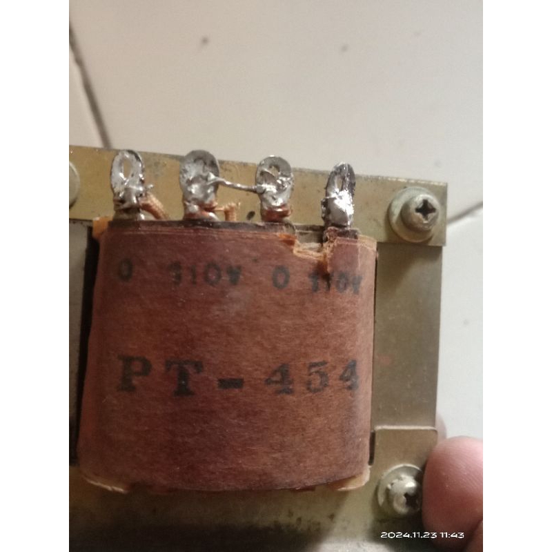 trafo toa 0 - 13 volt 5a za 1121