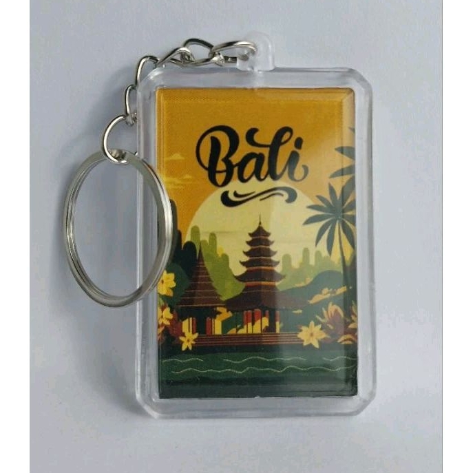 Gantungan kunci / keychain akrilik oleh - oleh Bali