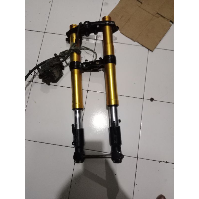 shockbreaker depan Aprilia shock usd moge Aprilia usd aprilia original