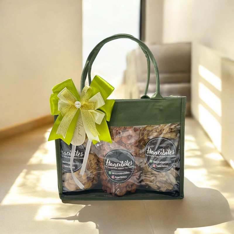 

Haacibites Makaroni hampers