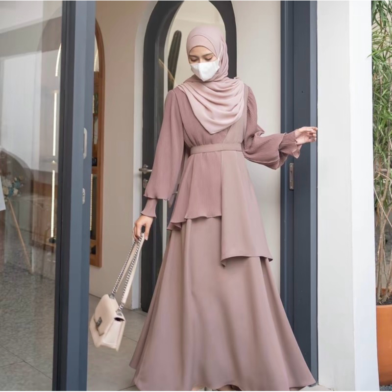 Azmiza Lunara dress Preloved