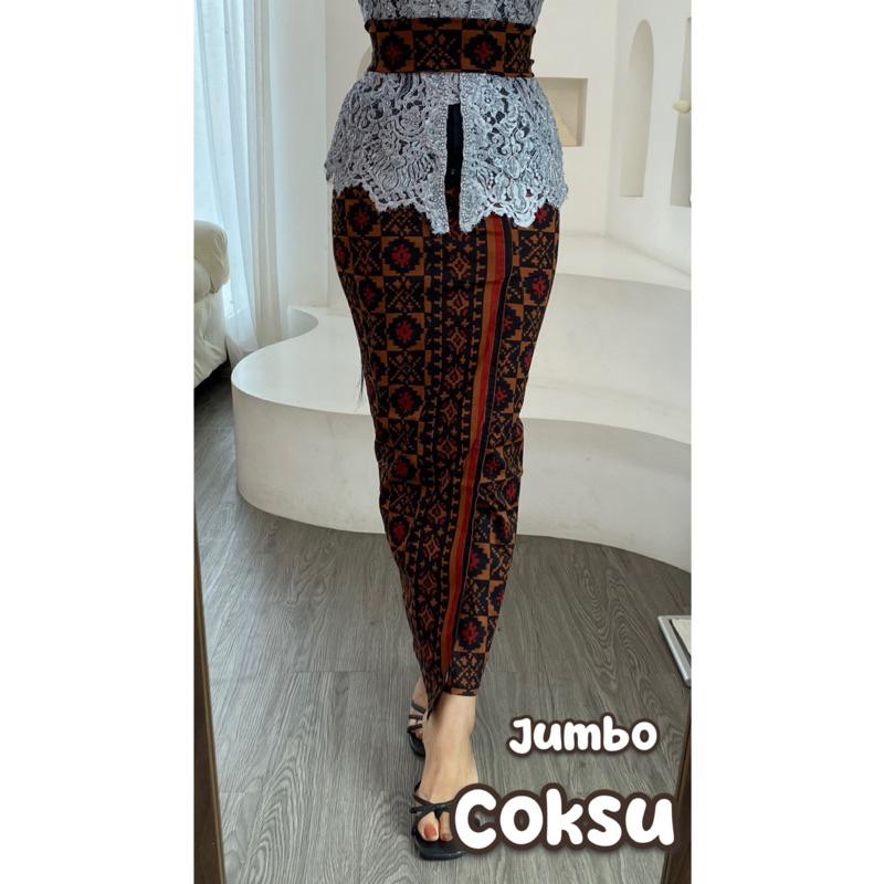 SIMONA KEBAYA Jumbo Katun Abstrak Bawahan dan Selendang Kamen Bali Jadi Katun Strait