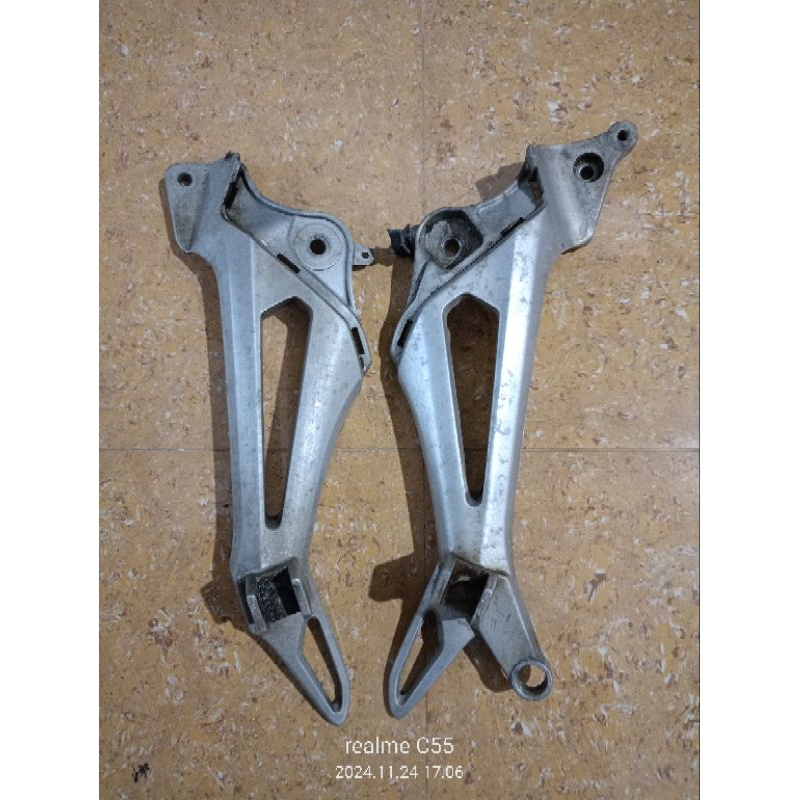 Postep Fostep Belakang Honda Supra X 125 ORI Copotan SECOND BEKAS