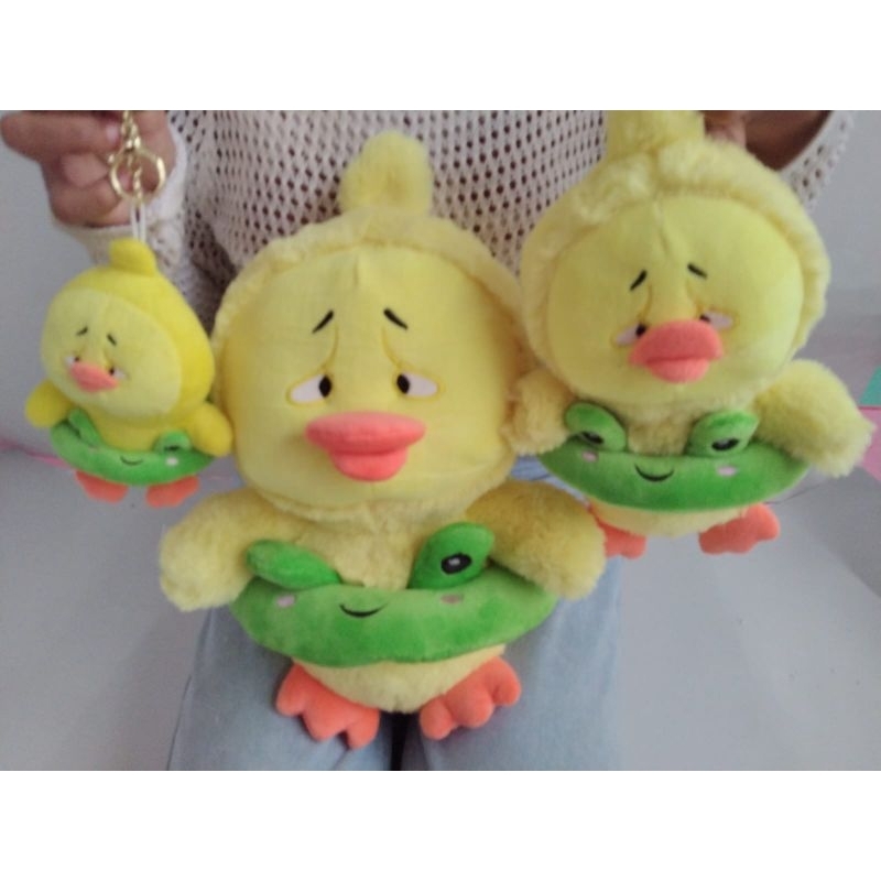 Boneka bebek upset duck yellow cute