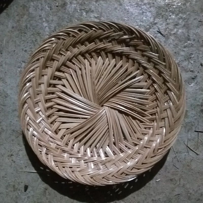 Piring lidi diameter agak kecil