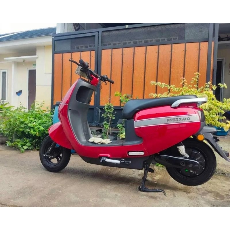 SEPEDA MOTOR LISTRIK BEKAS / SECOND MURAH  STERRATO STERATO PACIFIC EXOTIC
