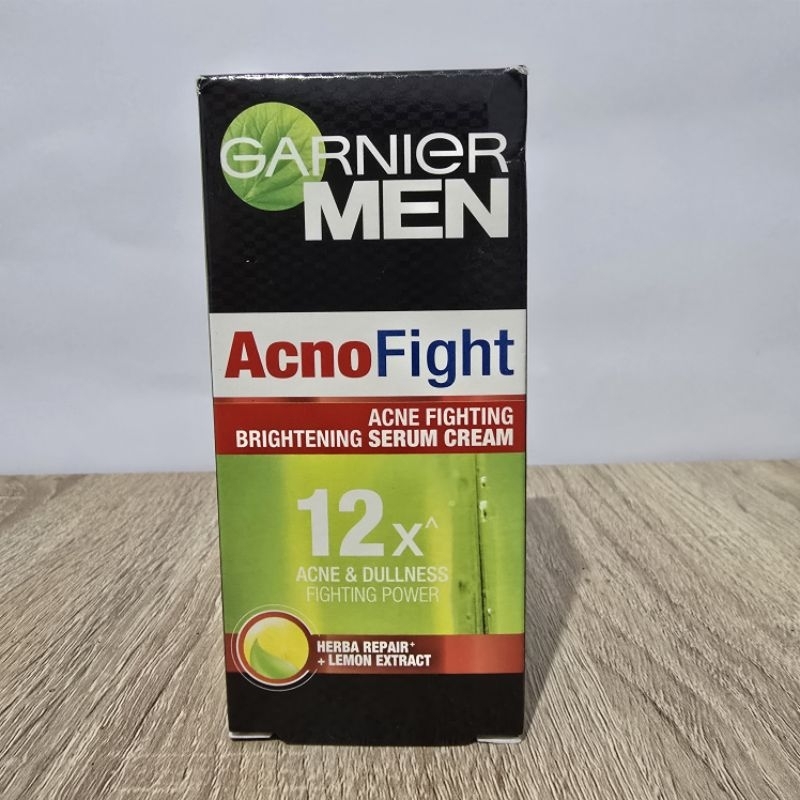 [40 ml] Garnier Men Man Acno Fight Anti Acne Fighting Whitening Serum Cream 40 ml