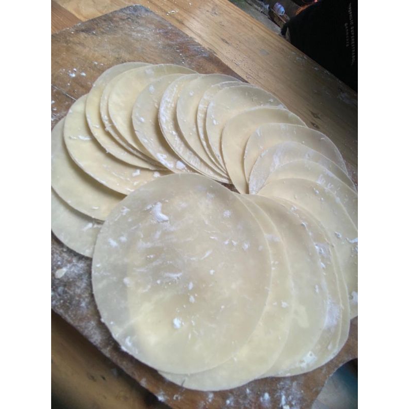 

KULIT DIMSUM/GYOZA/DUMPLING PUTIH PREMIUM isi 50 lembar