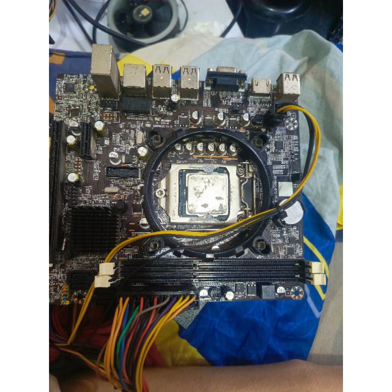 Mobo H61 Bulldozer + i5 2400