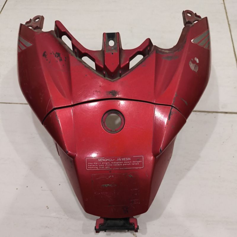 Cover tengah center cover bagasi HONDA CS1 CS ONE CS 1