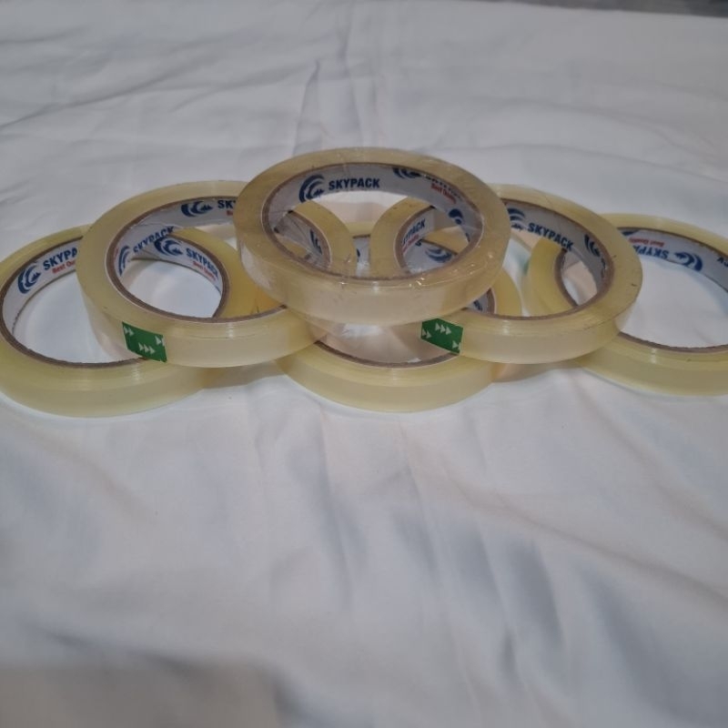 

Selotip / Isolasi / Solatip Bening 1.2cm X 70 Yard 1slop