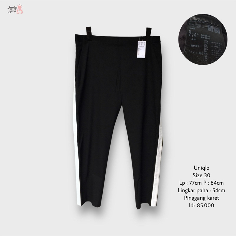 uniqlo celana kantor hitam