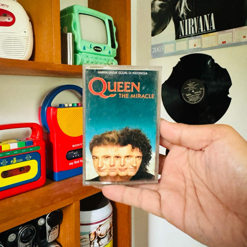 Kaset Pita / Tape / Walkman Queen The Miracle Original 100% Berfungsi / Tested Indonesia Luar Campur